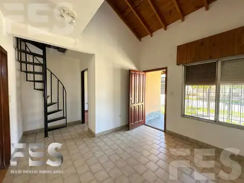 VENTA CASA 6 AMB MONTE GRANDE - APTO CRÉDITO