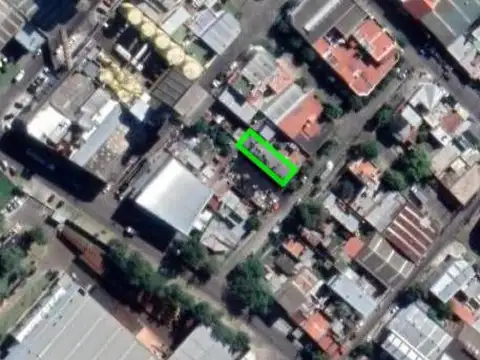 Terreno en Venta 27  mts Fondo