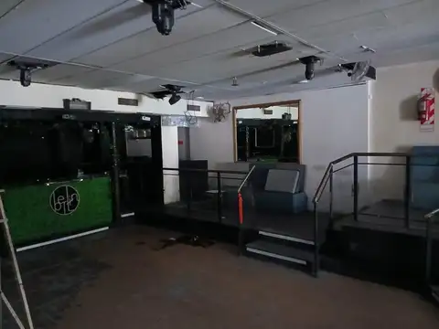 Local en Venta 30 años