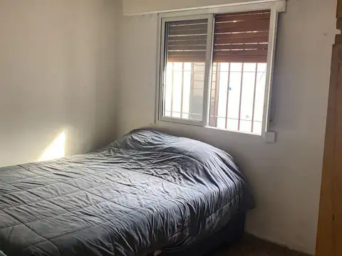 Depto Tipo Casa 2 ambientes con 1 baño
