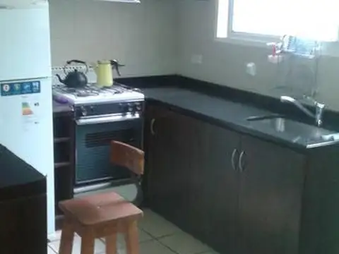 CHARCAS l 4300 1 entre THAMES y BORGES, JORGE LUIS