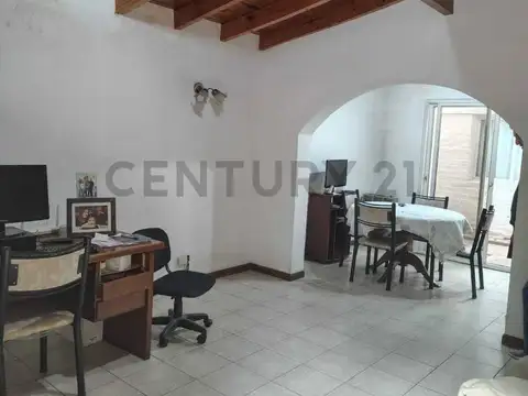 CASA EN VENTA CIUDAD DE MENDOZA.