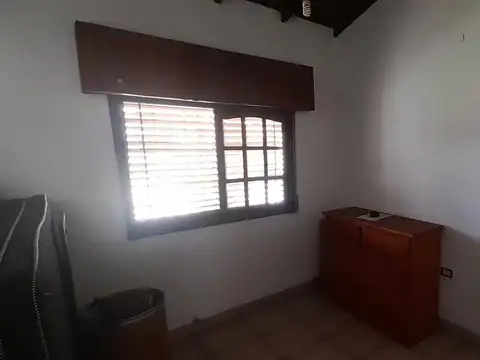 Casa en Alquiler con 1 cochera