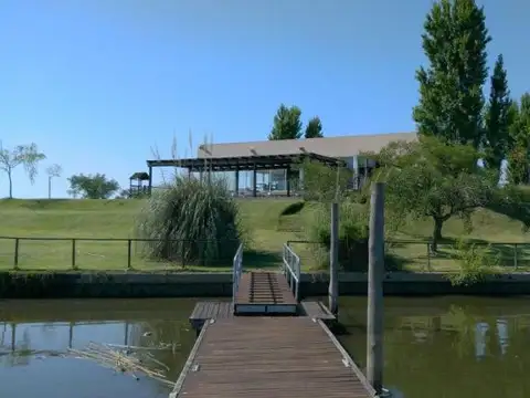 Terreno en Venta en El Cazal, USD 81.000