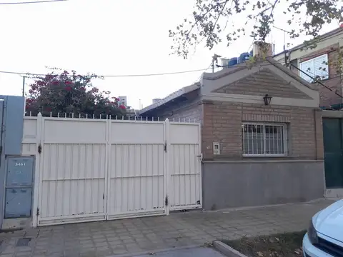 Casa de 3 habitaciones. Rivadavia