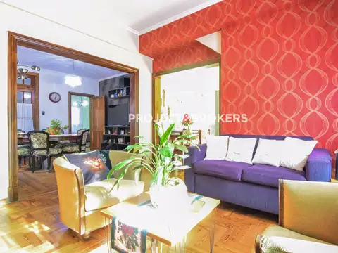 Casa 6 ambientes con 3 baños