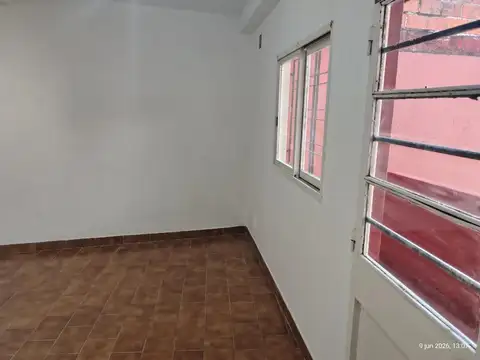 Depto Tipo Casa 2 ambientes con 1 baño