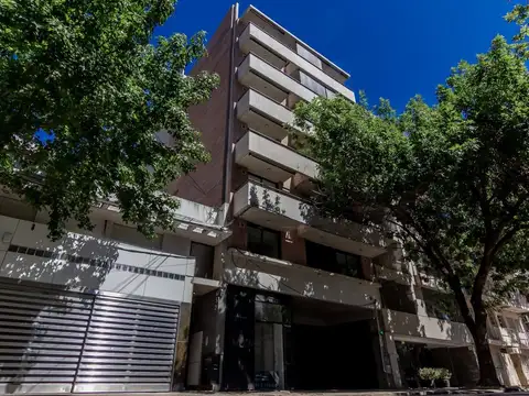 COCHERA A LA VENTA EN LOURDES