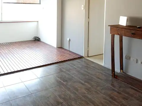 Departamento en Olivos-Vias/Rio