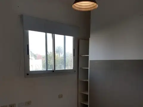 Departamento en Alquiler en Olivos Vias/Rio, $ 800.000
