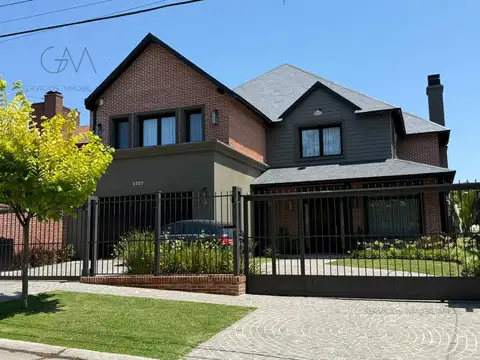 Casa en venta en Barrio Los Troncos