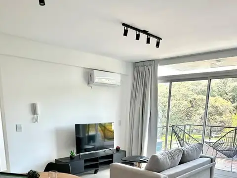 Alquilo Temporario en Caballito. 2 Ambientes para 3 Personas.