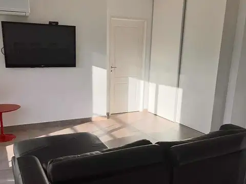 Departamento 5 ambientes con 4 baños