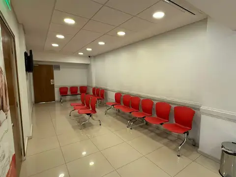 Av Callao 1100. Piso, Oficina 220m2 C/2 cocheras, B Norte, Av Callao y Av Santa Fe, Apto Consultorio