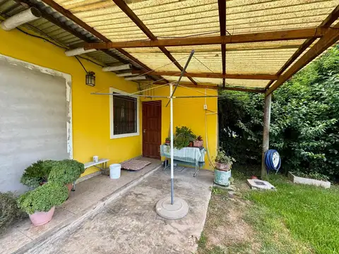 Casa 3 ambientes con 2 baños