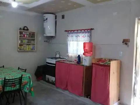 Amplia propiedad en venta en Virrey del Pino