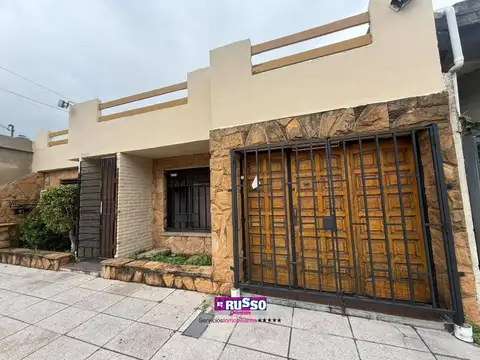 Local en Alquiler en San Justo, $ 600.000