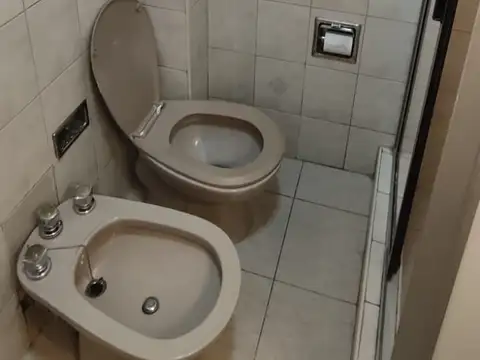 Depto Tipo Casa en Alquiler en Caseros, $ 840.000