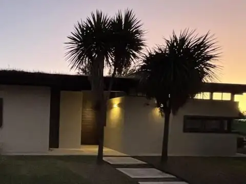 Casa  en Venta en Pilar Centro, Pilar, G.B.A. Zona Norte