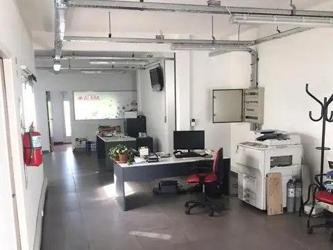 Galpon en Venta en Villa Ballester, USD 320.000