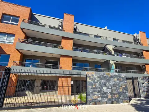 Venta departamento 4 ambientes a estrenar con cochera y piscina en Complejo El Molino, Villa Luro