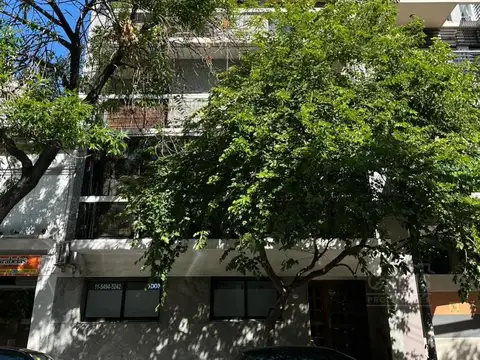 Carlos Calvo  al 3600