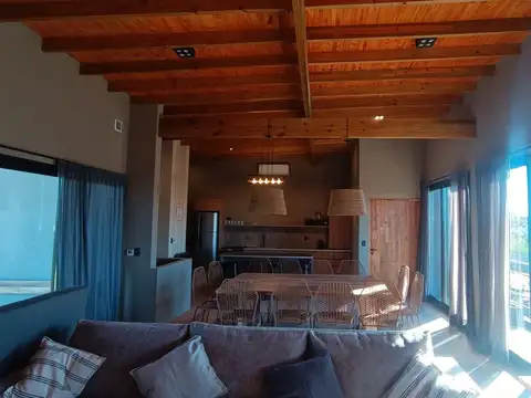 Casa en Venta de 5 dormitorios