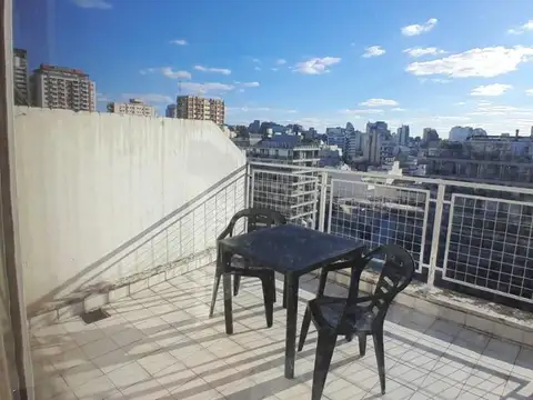 Acuña De Figueroa 1400, Piso 8