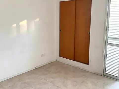 Departamento en Venta en Carapachay, USD 65.000