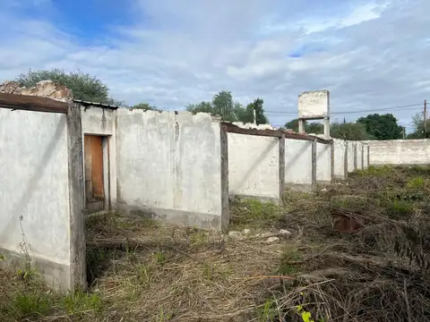 VENTA DE HOTEL ALOJAMIENTO A REFACCIONAR, ZANJÓN.