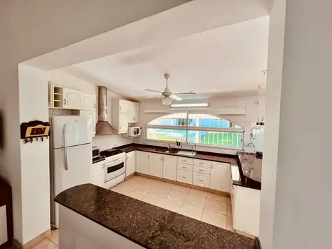 Casa en Venta al Este