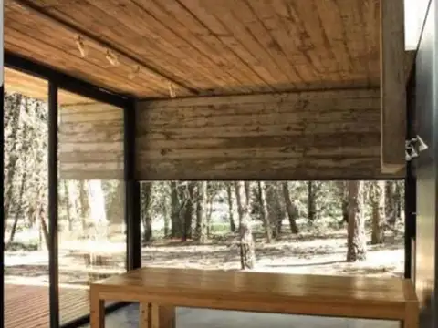 Casa de Venta - 3 amb  con amplio parque -  Mar Azul.