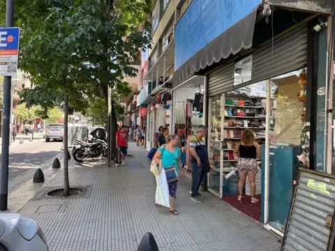 Local en Alquiler en Once, USD 5.500