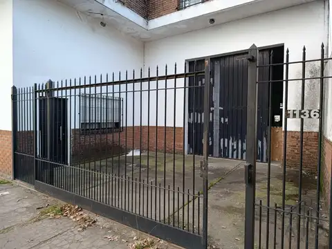 Depósito en alquiler de 350m2 Quilmes Oeste 1100