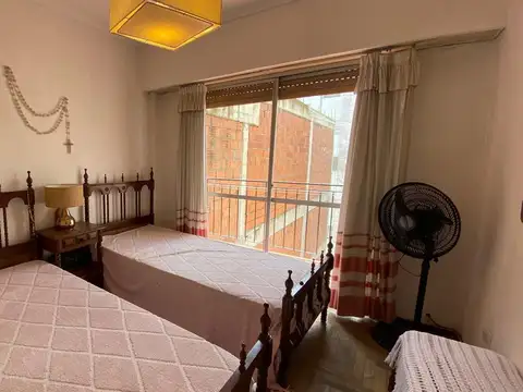 Departamento en Venta en Plaza Colon, USD 65.000