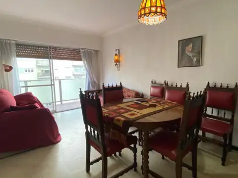 Venta - Departamento de 2 ambientes con 2 balcones.