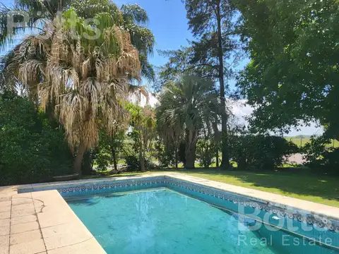 Quinta en Alquiler con 1 cochera