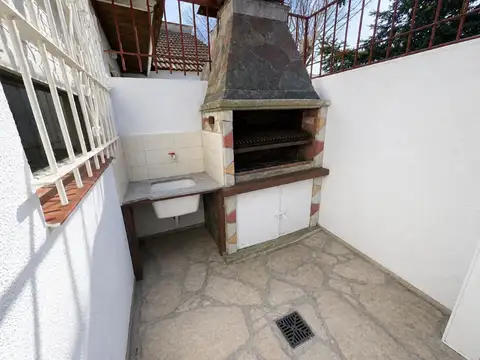 Depto Tipo Casa en Venta con 1 cocheras