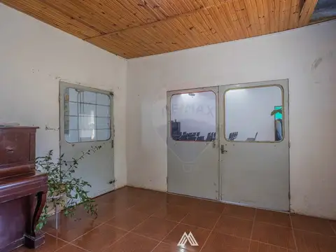 Local en Venta 94 años
