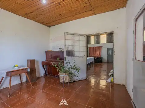 Venta salón 3 dormitorios cochera paso de la arena