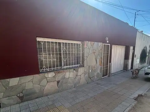 VENDO  APTO DESARROLLO / CASA A REFACCIONAR.