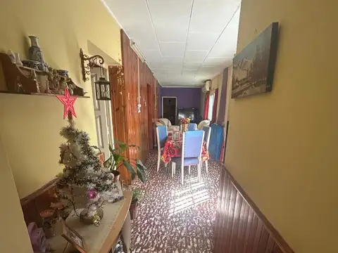 Casa 4 ambientes con 1 baño