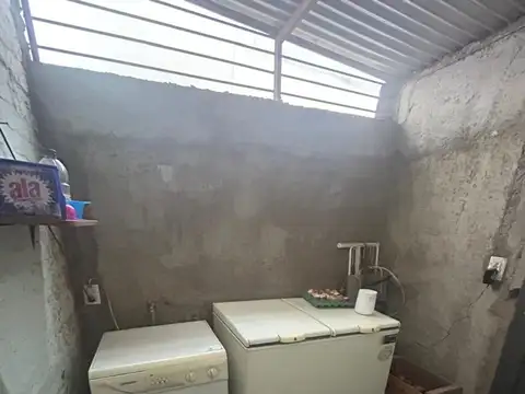 VENDO  APTO DESARROLLO / CASA A REFACCIONAR.