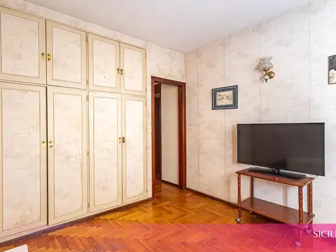 Departamento 5 ambientes con 4 baños