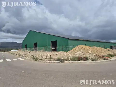 Galpon en Venta en San Carlos de Bariloche, USD 2.600.000