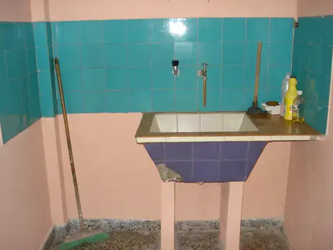 Local comercial Laprida 1380