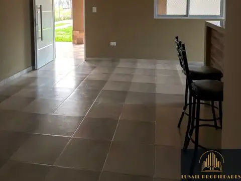 Casa en Venta al Oeste