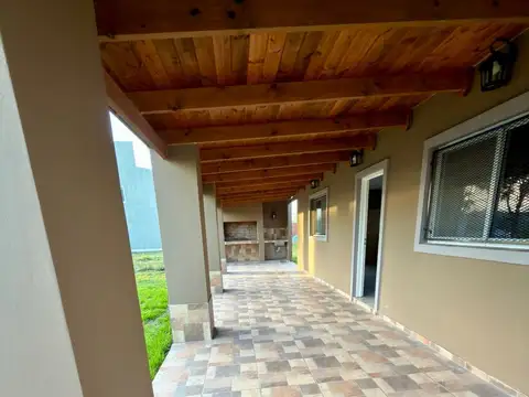 Casa en Venta con 1 cochera