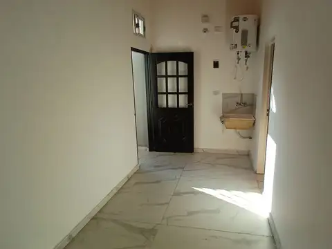 Depto Tipo Casa en Alquiler de 2 dormitorios