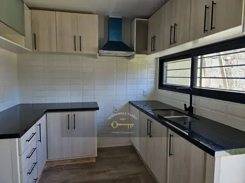 Estrena, finas terminaciones, super completa 